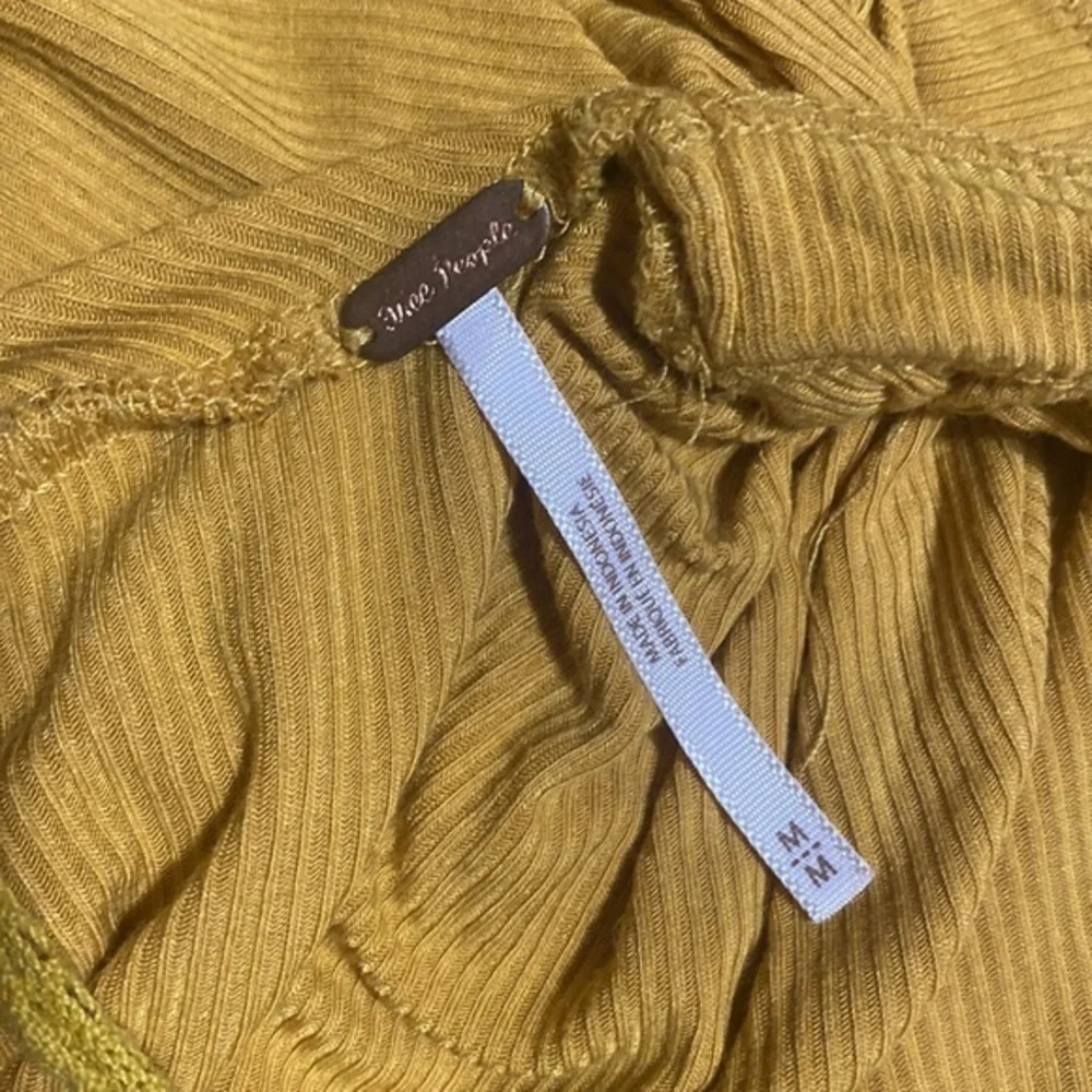 Free People Shimmy Shake Ribbed Top in Untamed Gold Size‎ Medium